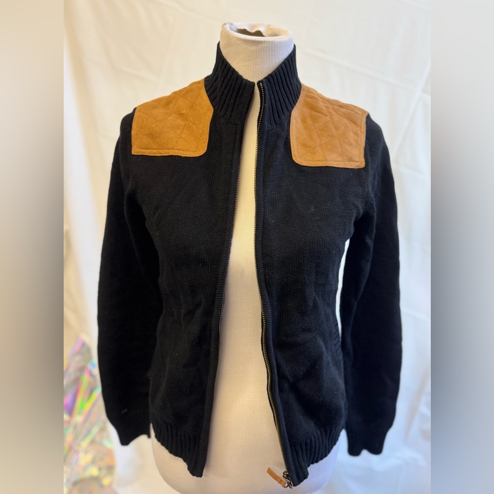 Women’s Vintage Charter Club Sweater Zip Up Size Small With Leather Patches